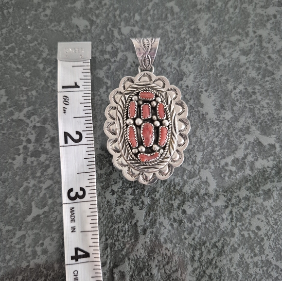 Vintage Sterling Silver Coral Pendant - Picture 8 of 9